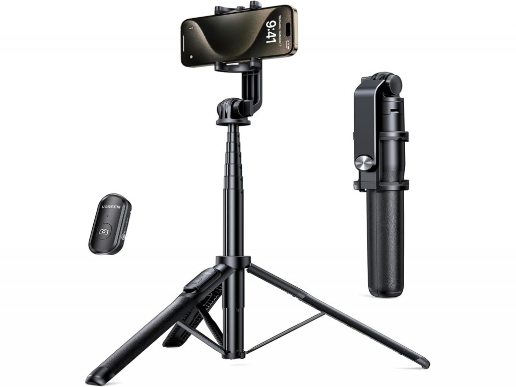 UGREEN 4-Leg Bluetooth Selfie Stick Tripod Stand