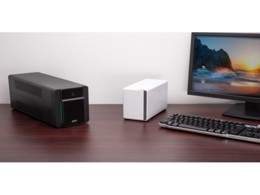 APC Easy UPS 1200VA